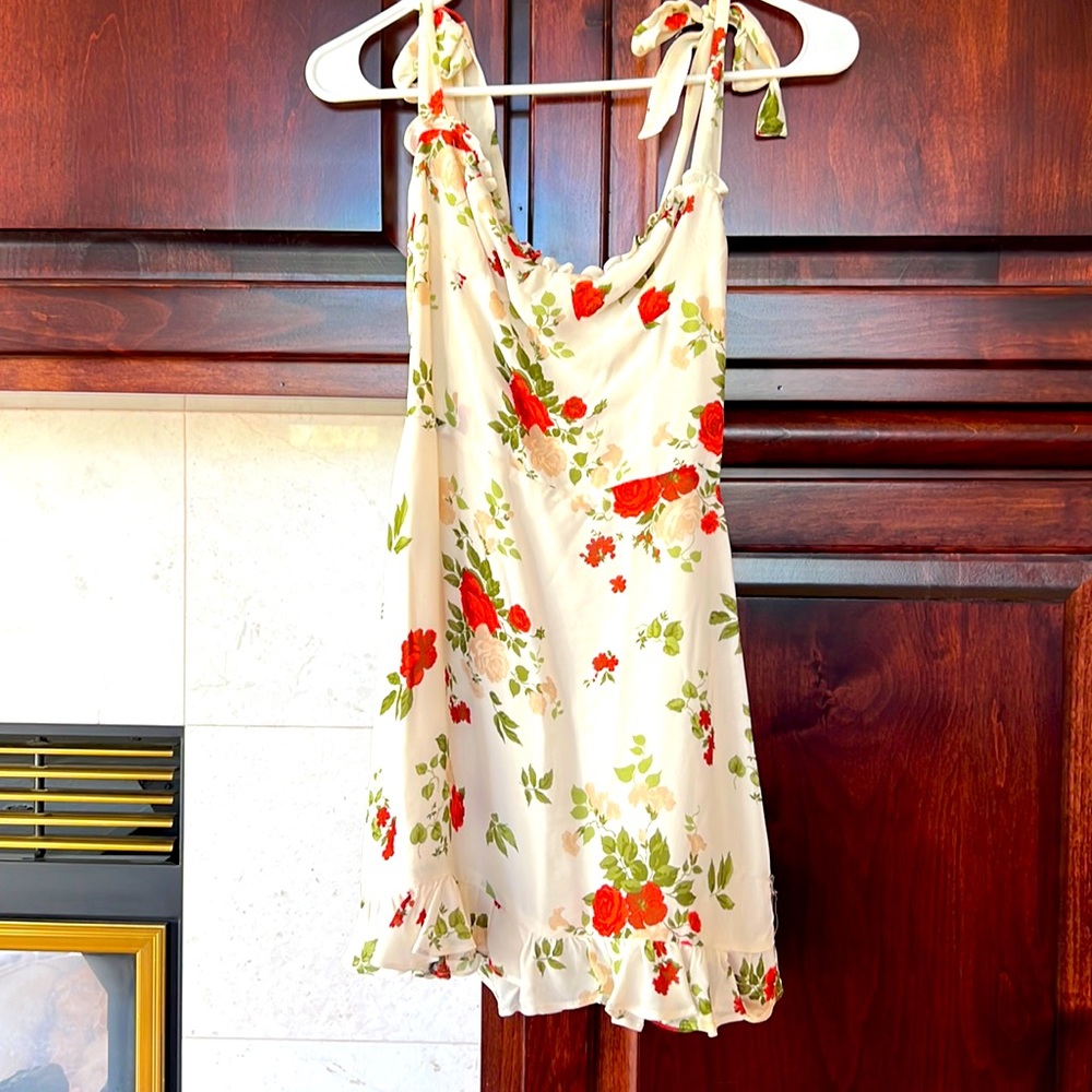 Reformation mini dress ♥️